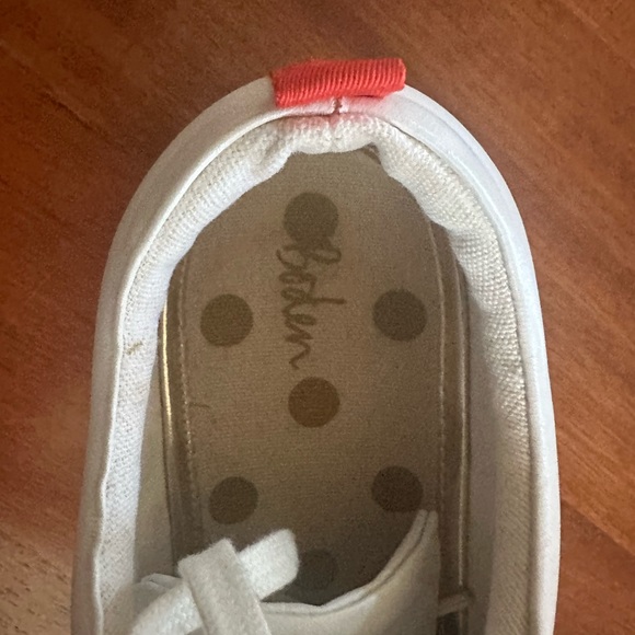 Boden tennis shoes size 40 (8.5W) - Picture 3 of 4